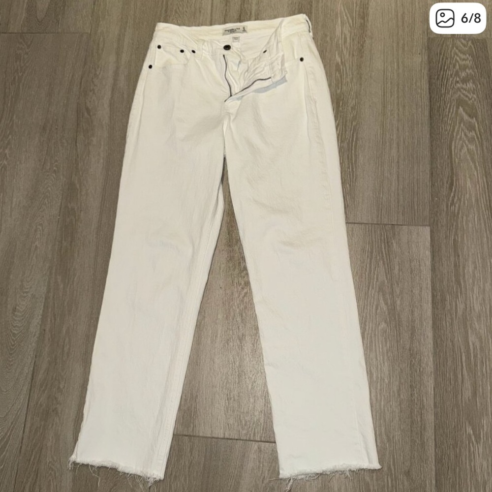 Abercrombie & Fitch Women's White Straight Leg Jeans 27short